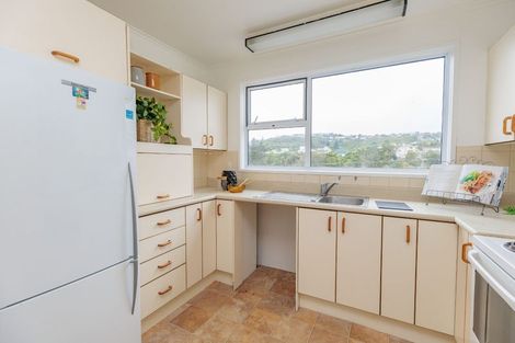 Photo of property in 14 Angell Street, Johnsonville, Wellington, 6037