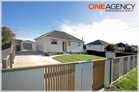 Photo of property in 9 Easton Street, Foxton, 4814