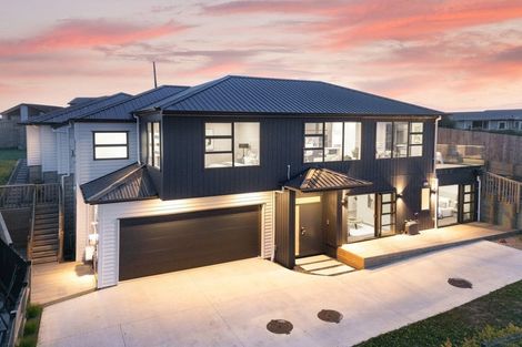 Photo of property in 129 Wainui Road, Silverdale, 0932