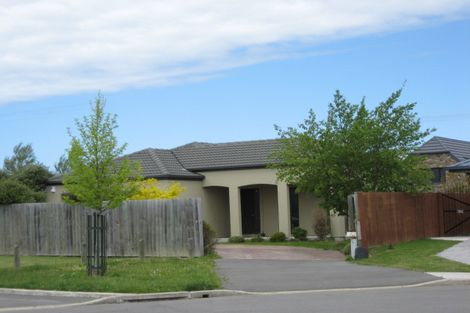 Photo of property in 6 Gerald Beattie Lane, Rangiora, 7400