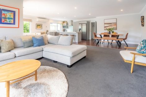 Photo of property in 15 Belize Grove, Grenada Village, Wellington, 6037