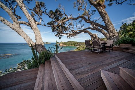 Photo of property in 356 Rockell Road, Whananaki, Hikurangi, 0181