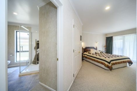 Photo of property in 25 Akaroa Avenue, Awapuni, Palmerston North, 4412