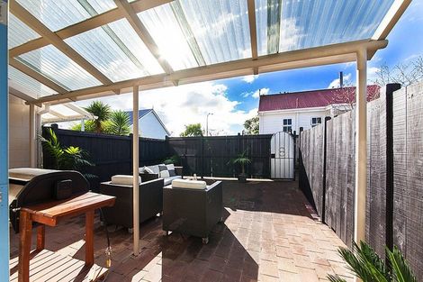 Photo of property in 8/46 West View Road, Westmere, Auckland, 1022