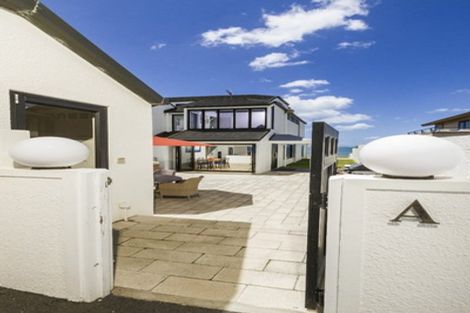 Photo of property in 1/15 Craig Road, Milford, Auckland, 0620