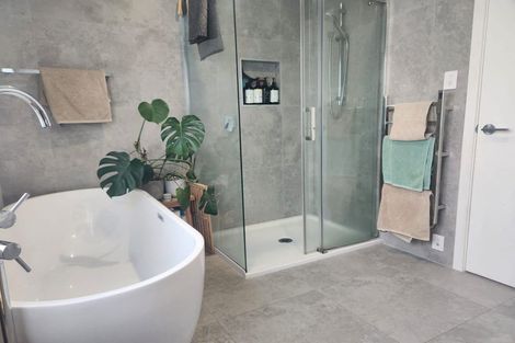 Photo of property in 1 Fern Way, Brookfield, Tauranga, 3110