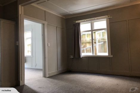 Photo of property in 18 Shoal Bay Road, Devonport, Auckland, 0624