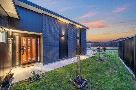 Photo of property in 4 Fenwick Crescent, Wallaceville, Upper Hutt, 5018