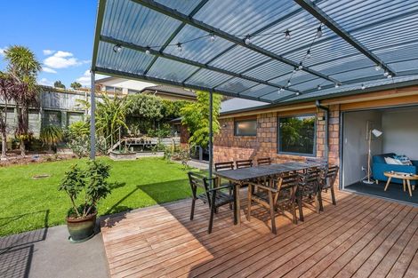 Photo of property in 57 Oteki Park Drive, Welcome Bay, Tauranga, 3112