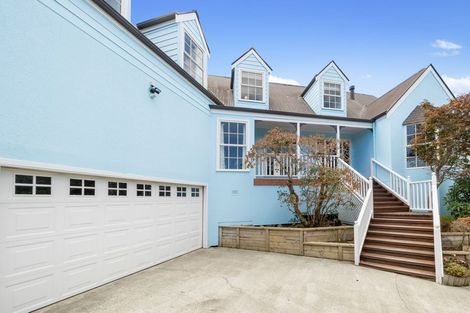 Photo of property in 24 Saunders Close, Whitby, Porirua, 5024