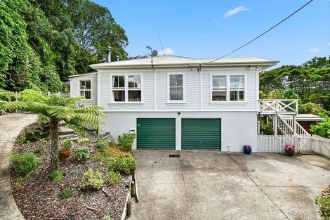 Photo of property in 196 Wade River Road, Wade Heads, Whangaparaoa, 0932