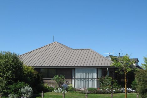Photo of property in 26a Lowry Avenue, Redwood, Christchurch, 8051