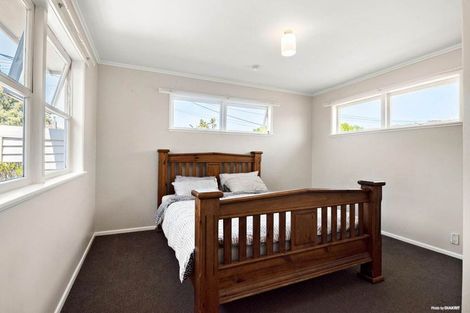 Photo of property in 20 Montgomery Avenue, Belmont, Auckland, 0622