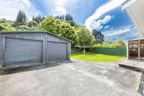 Photo of property in 6 Edmund Lomas Grove, Birchville, Upper Hutt, 5018
