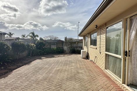 Photo of property in 10 Brosna Place, East Tamaki, Auckland, 2016