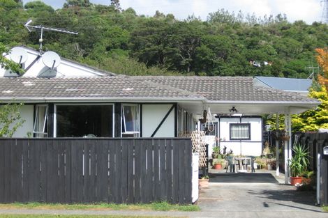 Photo of property in 52a Gemstone Drive, Birchville, Upper Hutt, 5018