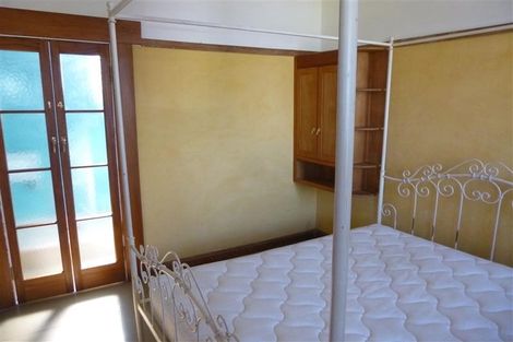 Photo of property in Devonport Apartments, 14/127 Saint Aubyn Street, New Plymouth, 4310