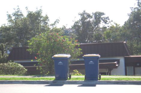 Photo of property in 2/612 Beach Road, Browns Bay, Auckland, 0630