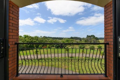 Photo of property in 260 State Highway 16, Kumeu, 0892