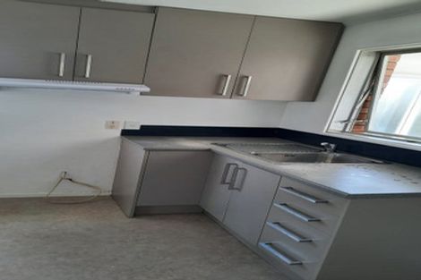 Photo of property in 3/200 Edmonton Road, Te Atatu South, Auckland, 0610