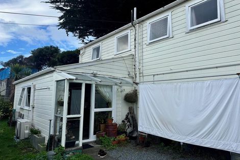 Photo of property in 10 Colville Street, Newtown, Wellington, 6021