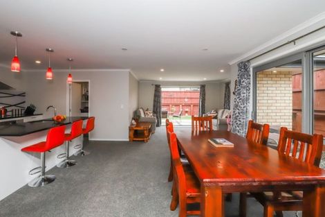 Photo of property in 1 Branca Close, Fitzroy, Hamilton, 3206