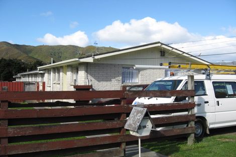 Photo of property in 186d Wellington Road, Wainuiomata, Lower Hutt, 5014