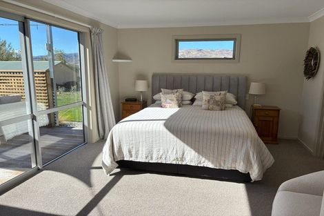 Photo of property in 2 Prospect Lane, Bannockburn, Cromwell, 9384