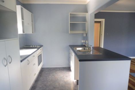 Photo of property in 35 Milton Terrace, Picton, 7220