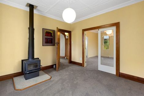 Photo of property in 24 Springhill Road, Mornington, Dunedin, 9011