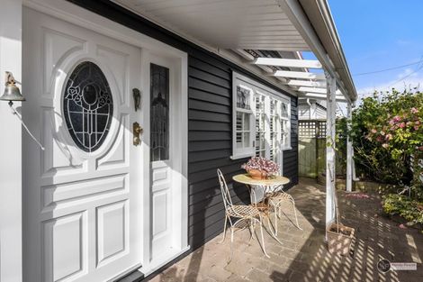 Photo of property in 12 Collins Street, Petone, Lower Hutt, 5012