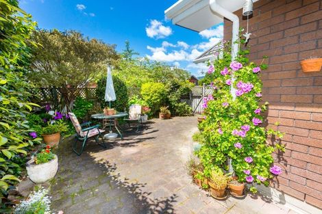 Photo of property in 1/4 Comeskey Grove, Elderslea, Upper Hutt, 5018