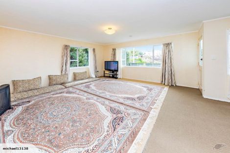 Photo of property in 1/47 Larne Avenue, Pakuranga Heights, Auckland, 2010