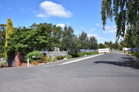 Photo of property in 45 Awa Toru Drive, Fairfield, Dunedin, 9018