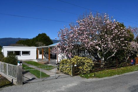 Photo of property in 14 Curries Road, Karamea, 7893