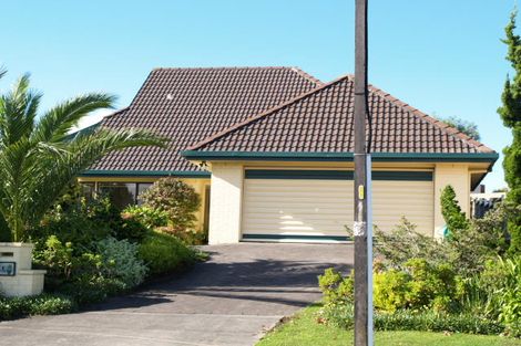 Photo of property in 123 Pah Road, Cockle Bay, Auckland, 2014