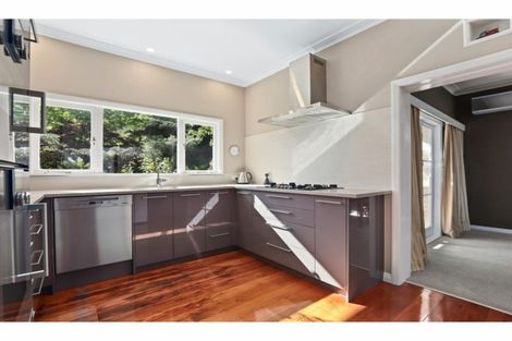 Photo of property in 5 East Avenue, Te Aroha, 3320