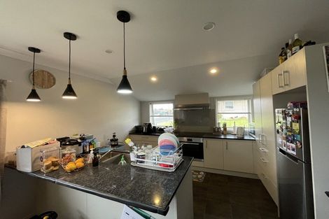 Photo of property in 2 Harmens Way, Greerton, Tauranga, 3112