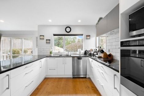 Photo of property in 20 Longmont Terrace, Churton Park, Wellington, 6037