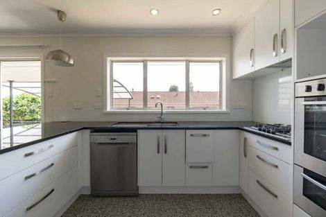 Photo of property in 28 Chequers Avenue, Chartwell, Hamilton, 3210