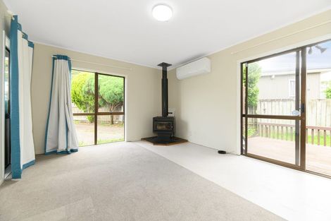 Photo of property in 146 Coxhead Road, Wattle Downs, Auckland, 2103