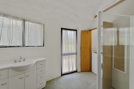 Photo of property in 254 Memorial Avenue, Burnside, Christchurch, 8053