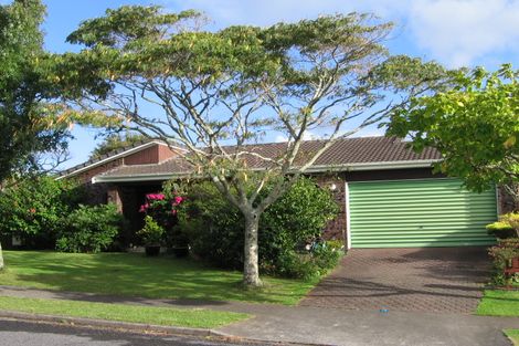 Photo of property in 11 Raddock Place, Farm Cove, Auckland, 2012