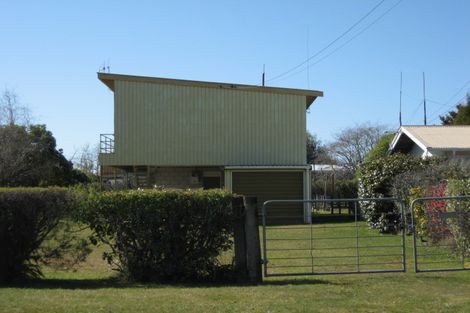 Photo of property in 4 Arataha Street, Motuoapa, 3382