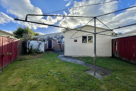 Photo of property in 2 Matuku Street, Heretaunga, Upper Hutt, 5018