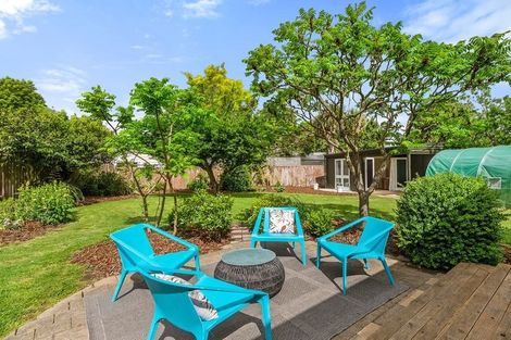 Photo of property in 8 Martbern Crescent, Bishopdale, Christchurch, 8053