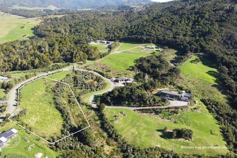 Photo of property in 14 Pa Hill Lane, Mangawhai, 0573
