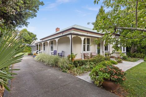 Photo of property in 11 Bowling Road, Greenmeadows, Napier, 4112
