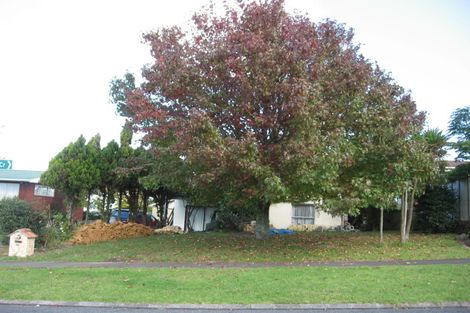 Photo of property in 47 Chatsworth Crescent, Pakuranga Heights, Auckland, 2010