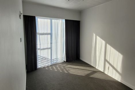 Photo of property in 76b Eliot Street, New Plymouth, 4310